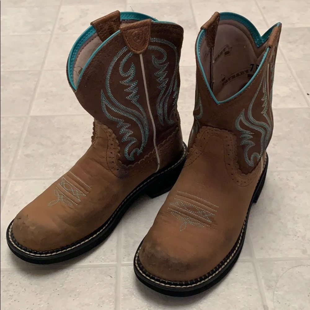 Girls Ariat Boots Size 7B